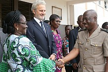 La Croix-Rouge, la FICR et Nestlé Côte d’Ivoire évaluent le programme WATSAN