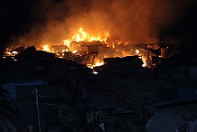 Trois morts dans un incendie dans un quartier d'Abidjan
