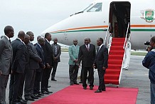 Après un séjour privé de 10 jours en France, Alassane Ouattara de retour à Abidjan
