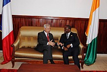 Arrivée à Abidjan du Président de l’Assemblée nationale française, Claude Bartolone