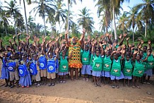 Education : Une structure de bienfaisance au secours de 80 écoliers démunis
