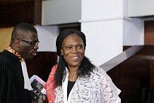 Côte d’Ivoire: le procès de Simone Gbagbo se poursuivra sans elle et avec avocats commis d’office (Cour)