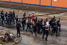 Mouvement d’humeur: interpellation à Abidjan de 18 sapeurs-pompiers civils par la police