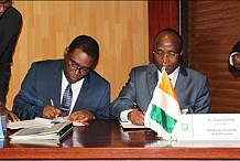 La BAD et la Côte d’Ivoire signent cinq accords de financement de projets transversaux
