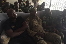 Bouaké: poursuite des négociations sans les soldats, imams isolés, militaires en discussion entre eux