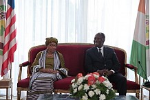 Le Chef de l’Etat a eu un entretien avec la Présidente du Libéria, en visite officielle à Abidjan
