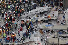 Le bilan grimpe à 273 morts au Mexique, onze écoliers secourus