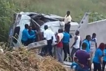 Un car de transport d'étudiants tombe dans un ravin à Cocody, un mort et plusieurs blessés