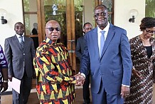 Un meeting de l’opposition ivoirienne à Abidjan prévu au 2è jour de la visite de Macron reporté