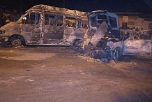 Un bus et plusieurs véhicules incendiés encore à Yopougon ce 30 novembre 2020