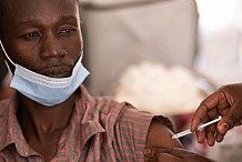 AstraZeneca : Pourquoi certains pays africains continuent d'utiliser le vaccin alors que plusieurs pays européens l'ont suspendu