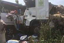 La route tue encore : 17 personnes tuées dans un accident à Katiola