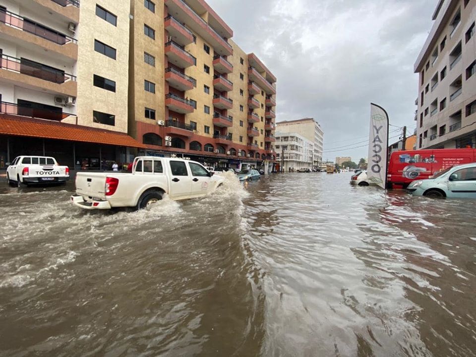Fortes pluies à Abidjan: des inondations perturbent la circulation et affectent plusieurs quartiers