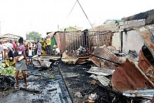 Côte d’Ivoire: un incendie ravage le marché de Bromakoté d’Adjamé faisant un mort