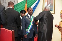 Alassane Ouattara fait Grand Commandeur de l’Ordre national de la République de Sierra Leone